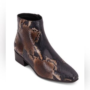 NWT Aquatalia Fuoco snake print leather booties size 6